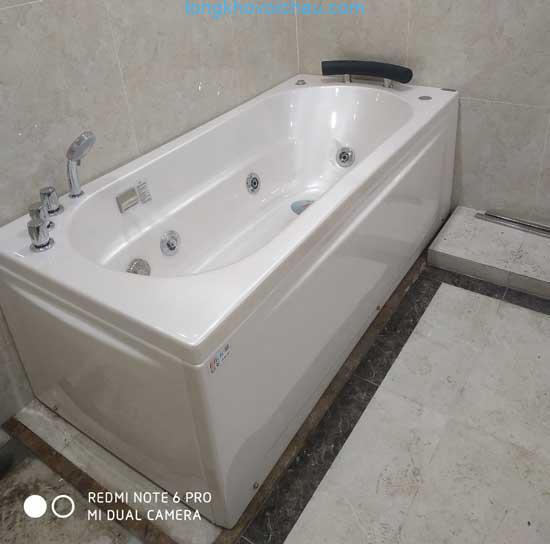 Bồn tắm massage ngọc trai MICIO PMN-170R (Yếm phải)